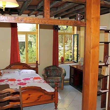 Chez Christophe Bed & Breakfast 3*