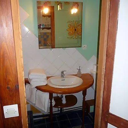 Chez Christophe Frühstückspension 3*