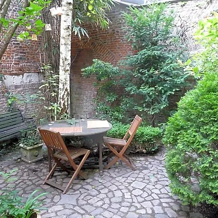 Chez Christophe Frühstückspension 3*
